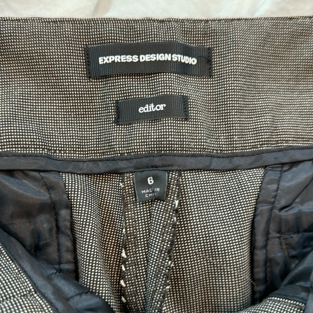 Capris - Picture 3 of 5